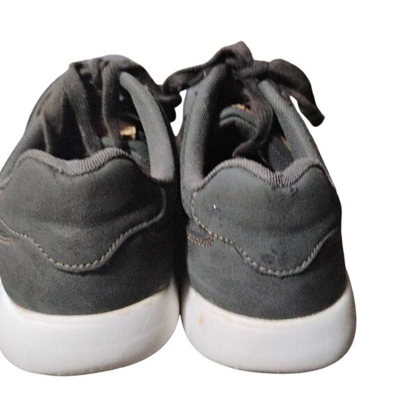 Levi's Dark Gray Sneakers with White Sole - Picture 5 of 10